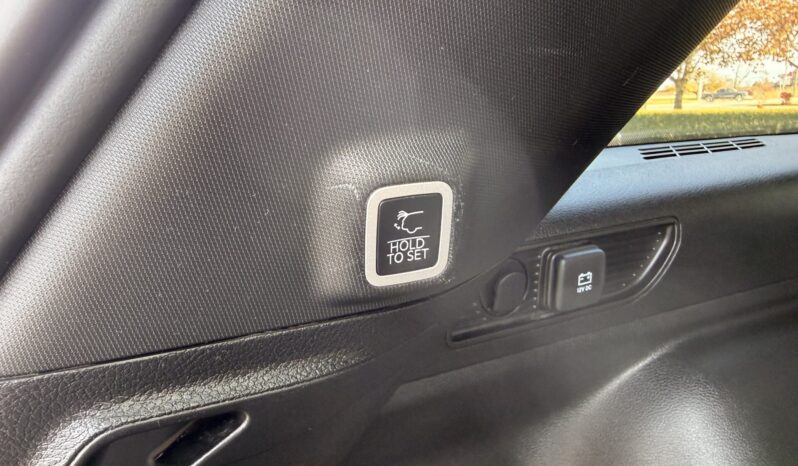 2023 Jeep Grand Cherokee Altitude full