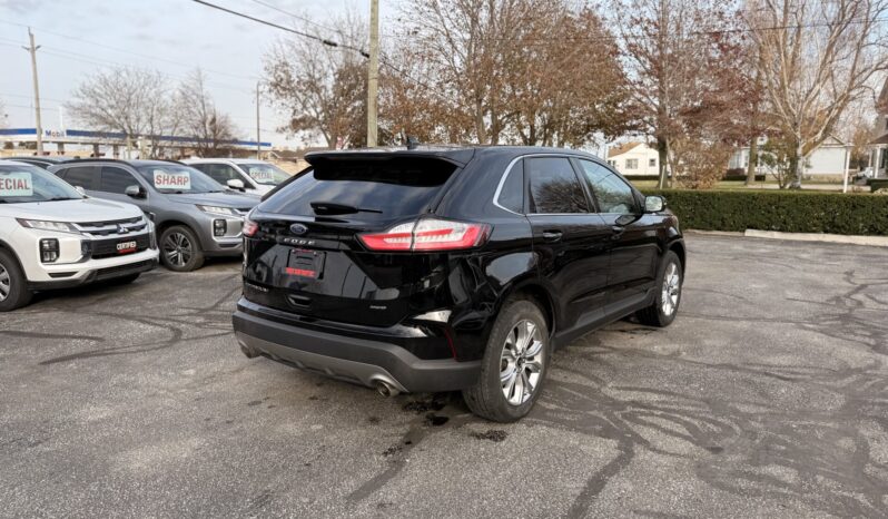 2023 Ford Edge Titanium full