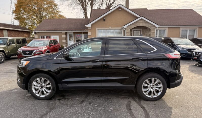 2023 Ford Edge Titanium full