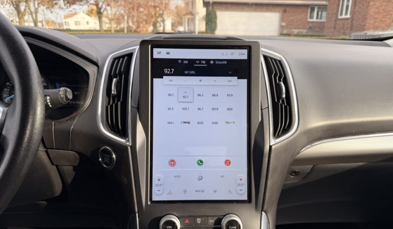 2023 Ford Edge Titanium full