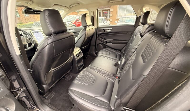 2023 Ford Edge Titanium full