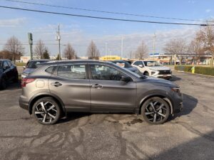 2023 Nissan Qashqai SL Platinum