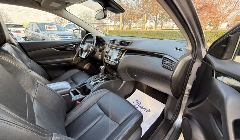 2023 Nissan Qashqai SL Platinum full