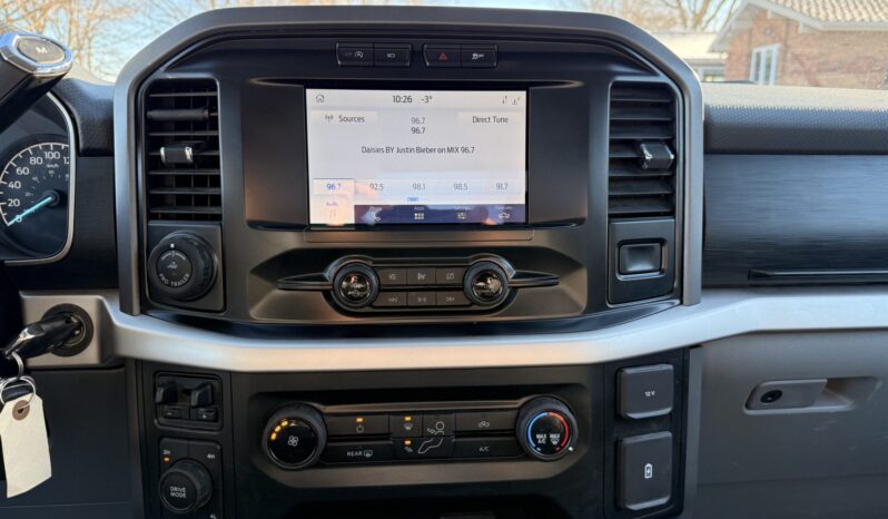2021 Ford F-150 XLT SuperCrew full