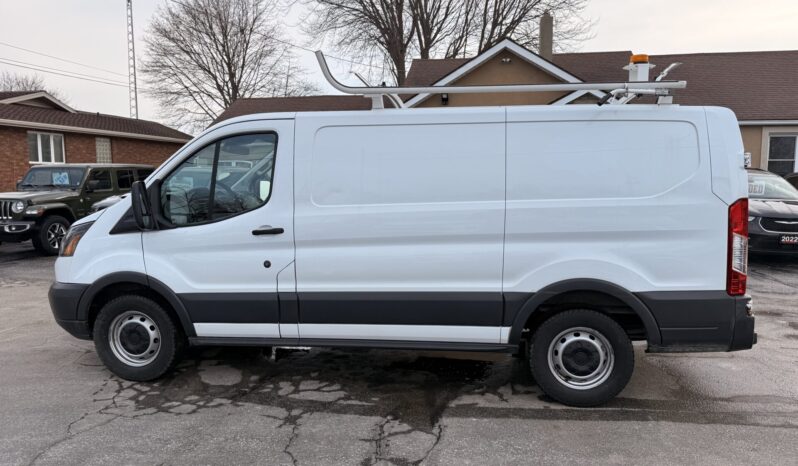 2018 Ford Transit T-250 Low-Roof full