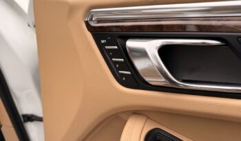 2015 Porsche Macan S full