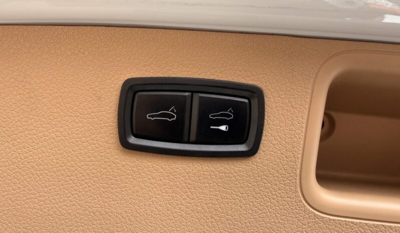 2015 Porsche Macan S full