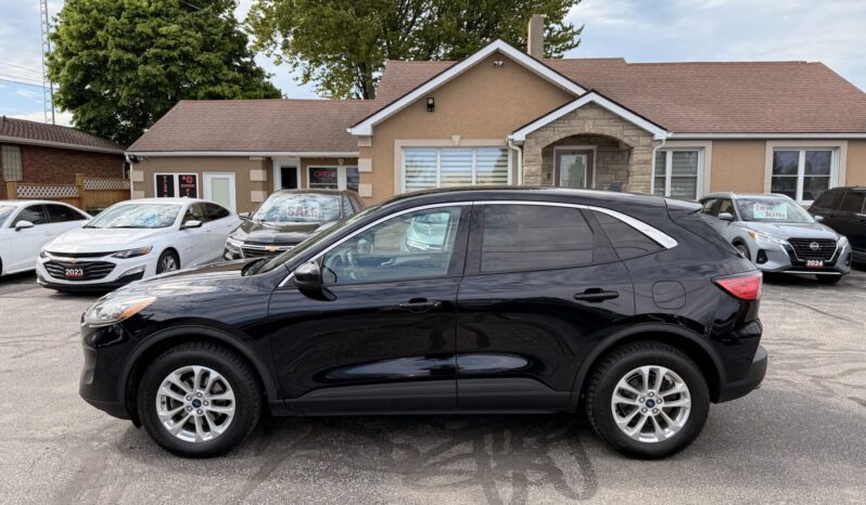 2020 Ford Escape SE full