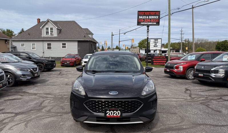 2020 Ford Escape SE full