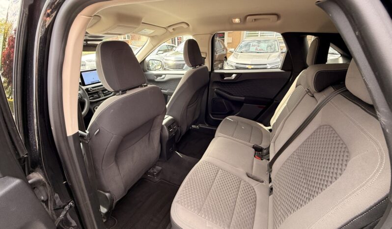 2020 Ford Escape SE full