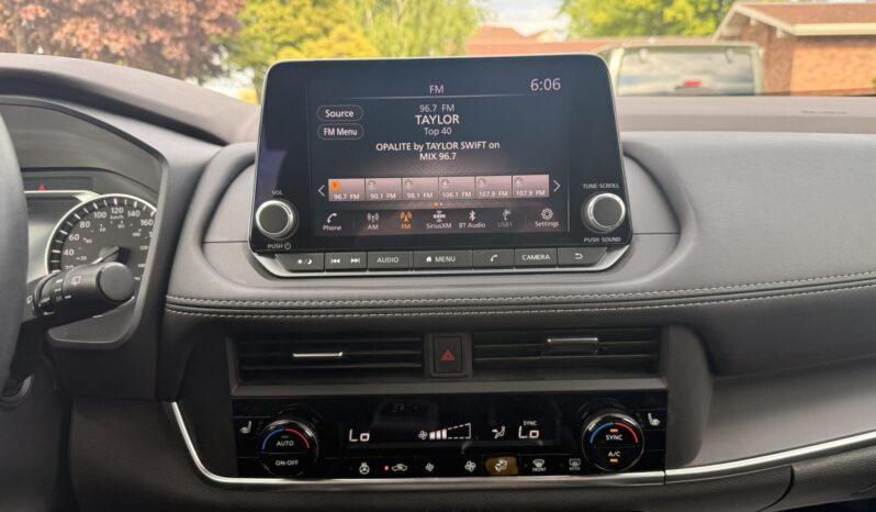 2023 Nissan Rogue S full