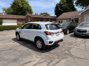 2024 Mitsubishi RVR ES