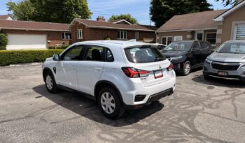 2024 Mitsubishi RVR ES full
