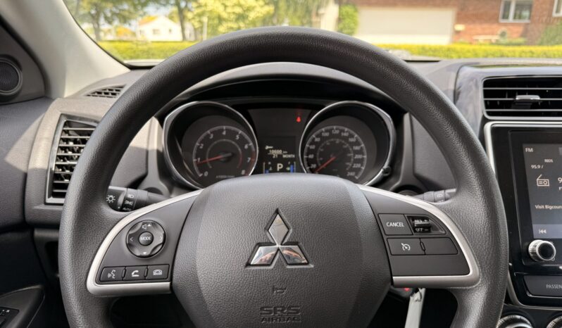 2024 Mitsubishi RVR ES full