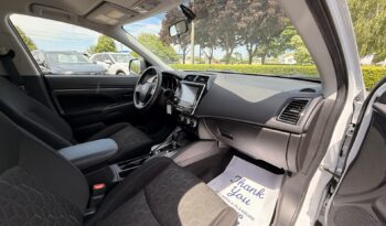 2024 Mitsubishi RVR ES full