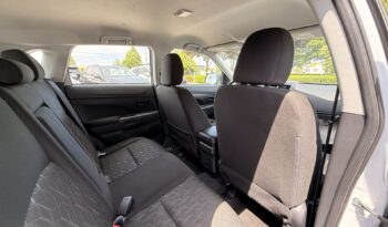 2024 Mitsubishi RVR ES full