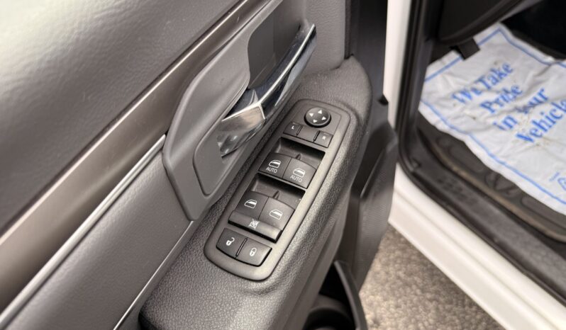 2023 RAM 1500 Classic full