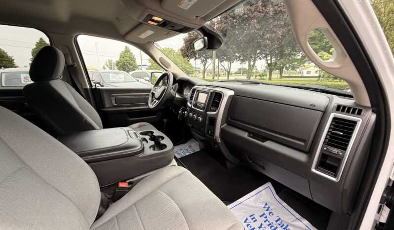 2023 RAM 1500 Classic full