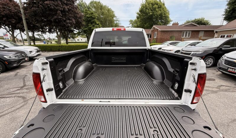 2023 RAM 1500 Classic full