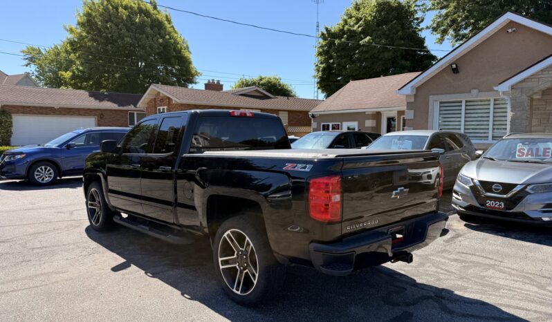2017 Chevrolet Silverado 1500 LT full