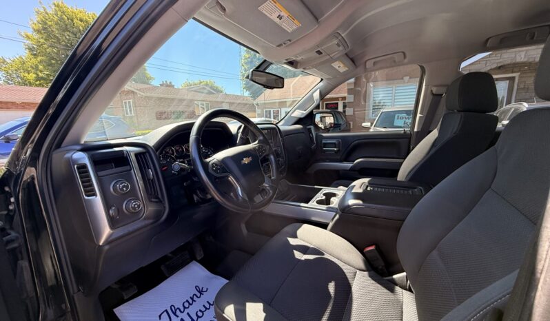 2017 Chevrolet Silverado 1500 LT full