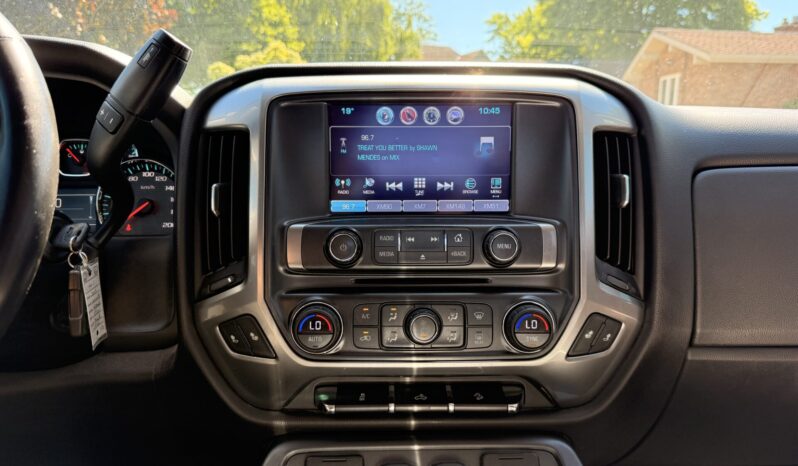 2017 Chevrolet Silverado 1500 LT full