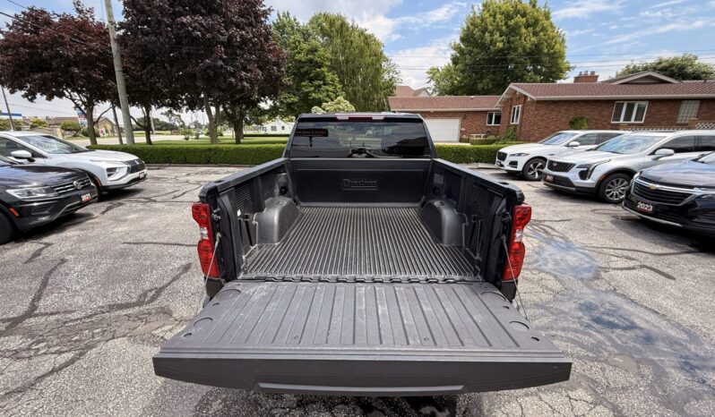 2024 Chevrolet Silverado 1500 LT full